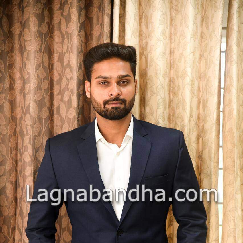 maratha var groom