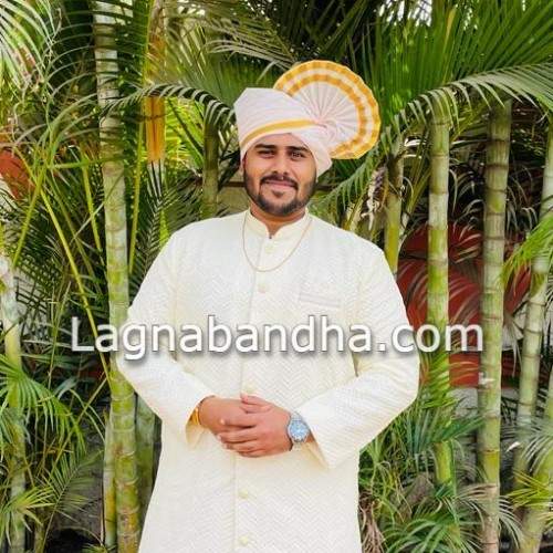 maratha var groom