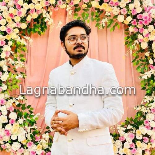 maratha var groom