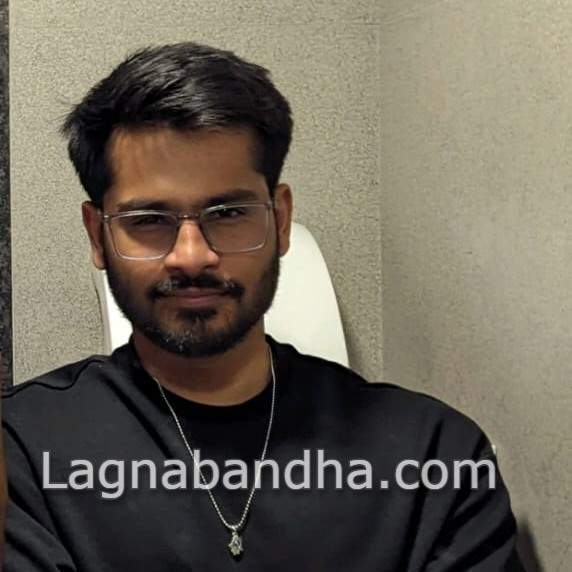maratha var groom