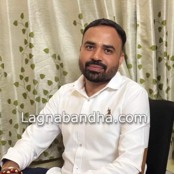 maratha var groom