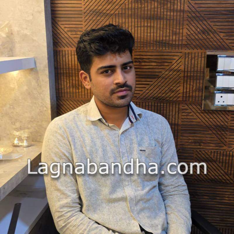 maratha var groom